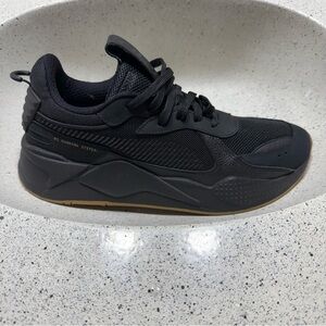 Black Athletic Sneakers